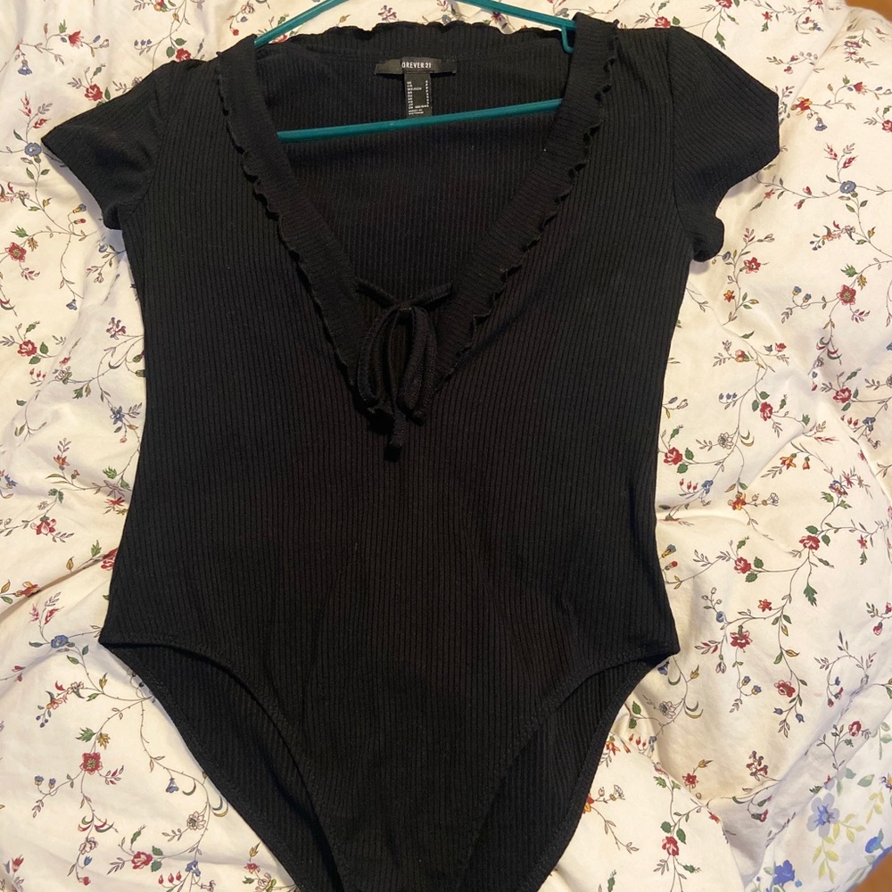 FOREVER 21 low cut black bodysuit